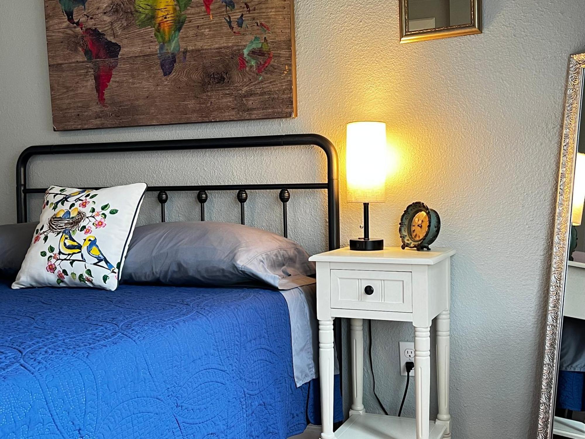 Boho Bliss- Cozy Private Room 2 Miles From Alamodome! San Antonio Bagian luar foto