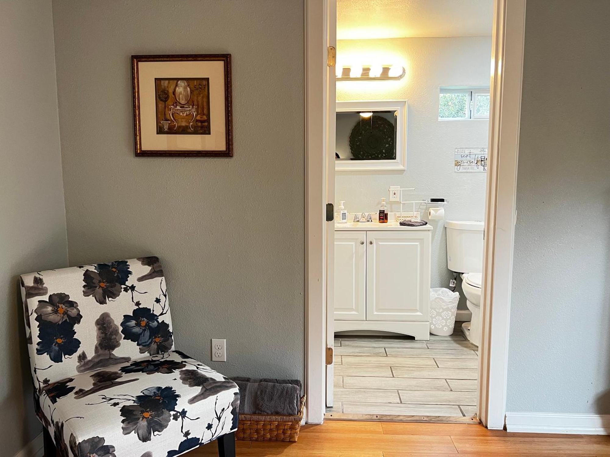 Boho Bliss- Cozy Private Room 2 Miles From Alamodome! San Antonio Bagian luar foto