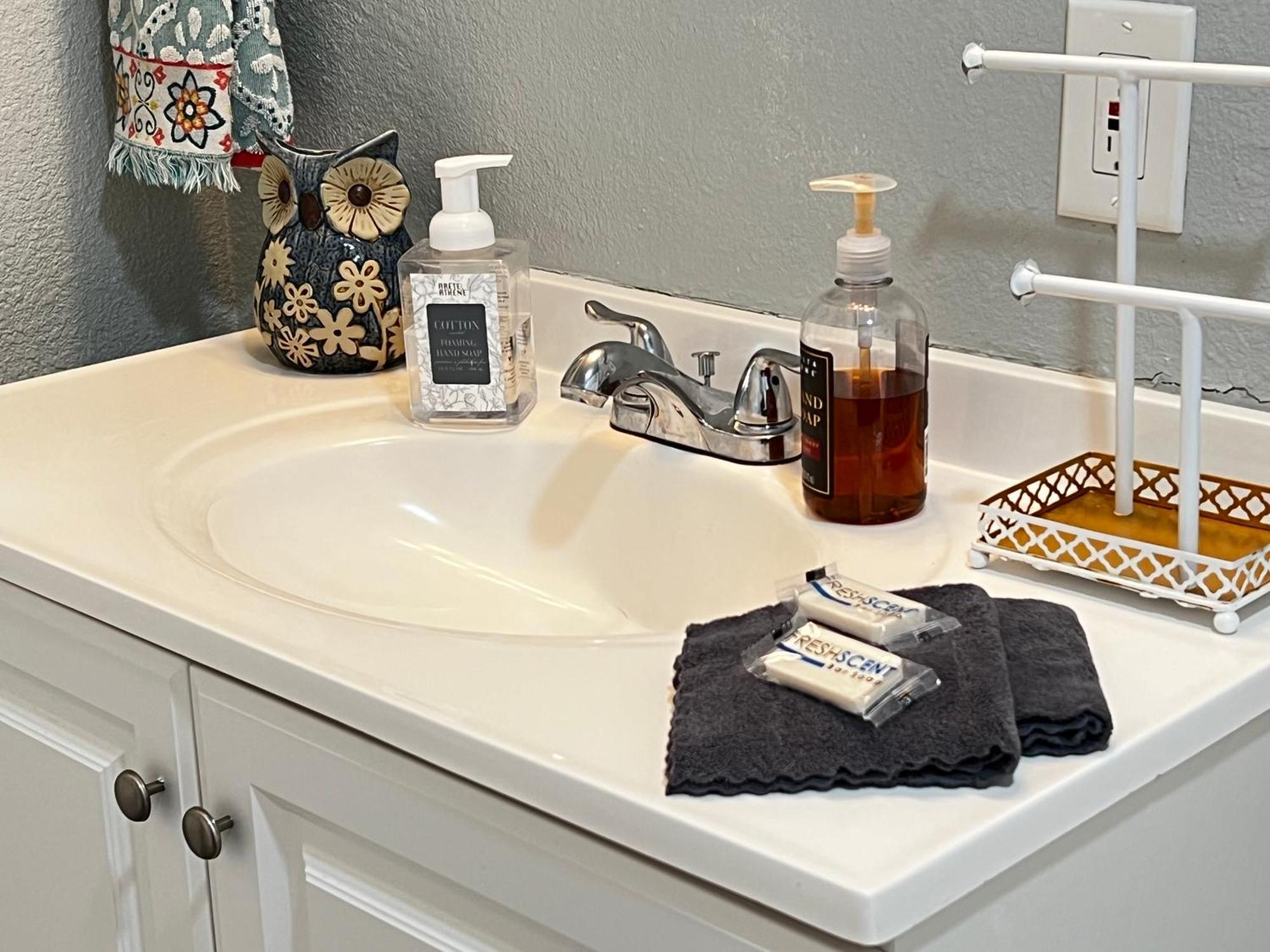 Boho Bliss- Cozy Private Room 2 Miles From Alamodome! San Antonio Bagian luar foto