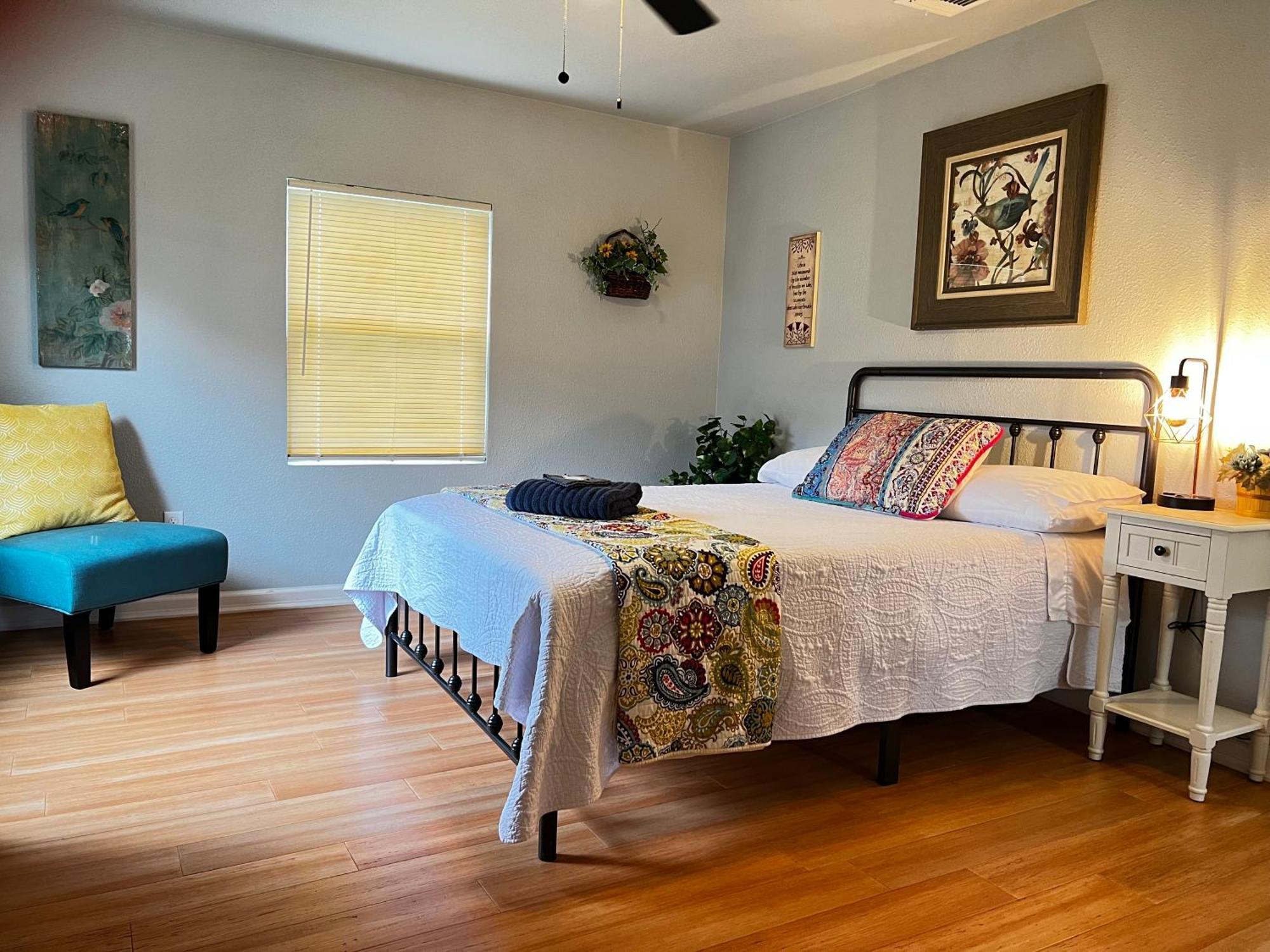 Boho Bliss- Cozy Private Room 2 Miles From Alamodome! San Antonio Bagian luar foto